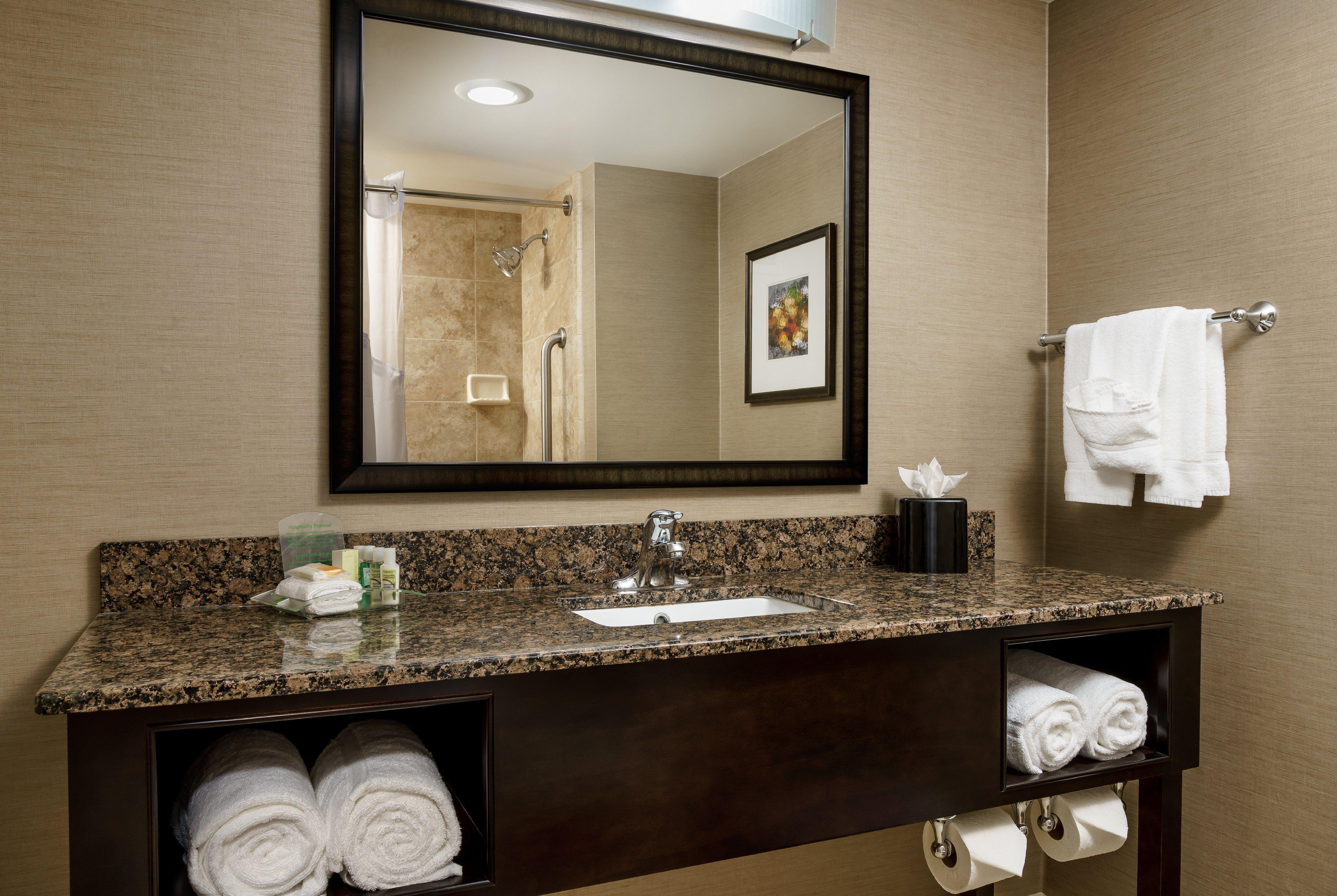 Holiday Inn Charlotte University By Ihg Εξωτερικό φωτογραφία