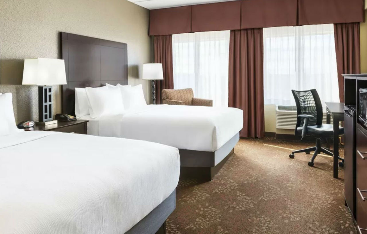 Holiday Inn Charlotte University By Ihg Εξωτερικό φωτογραφία